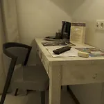 Logis Les Pages Отель
