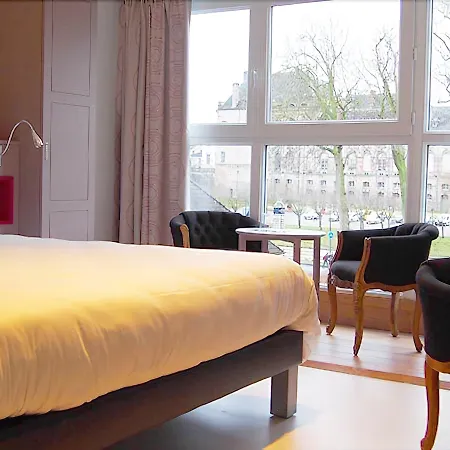 Hotell Logis Les Pages