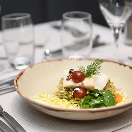 Hotell Logis Les Pages