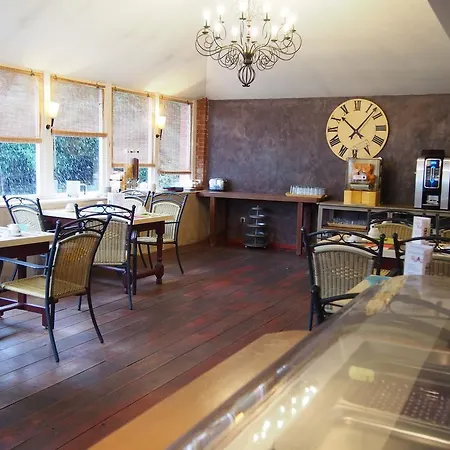 Logis Les Pages Hotell Lunéville