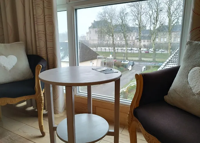 Logis Les Pages Отель 3*